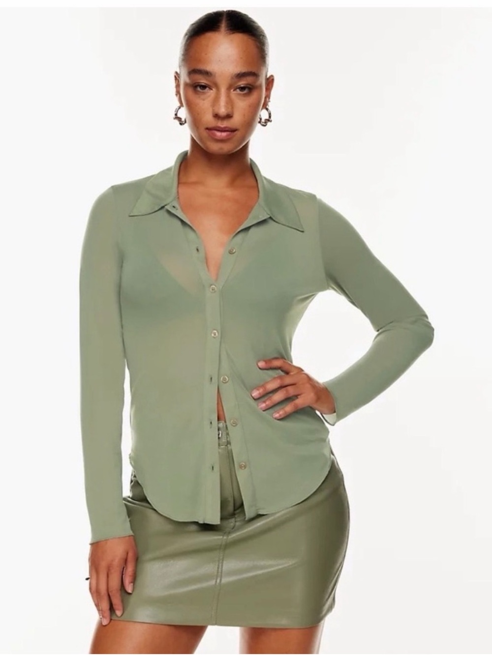 NWT Aritzia Wilfred Pose Nylon Button Down in Bitter Sage